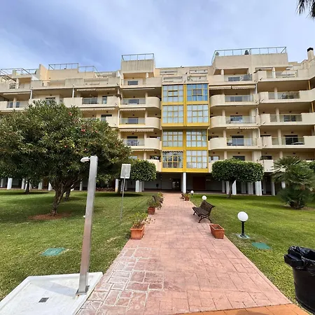 Gran Con Piscina En Apartman Denia